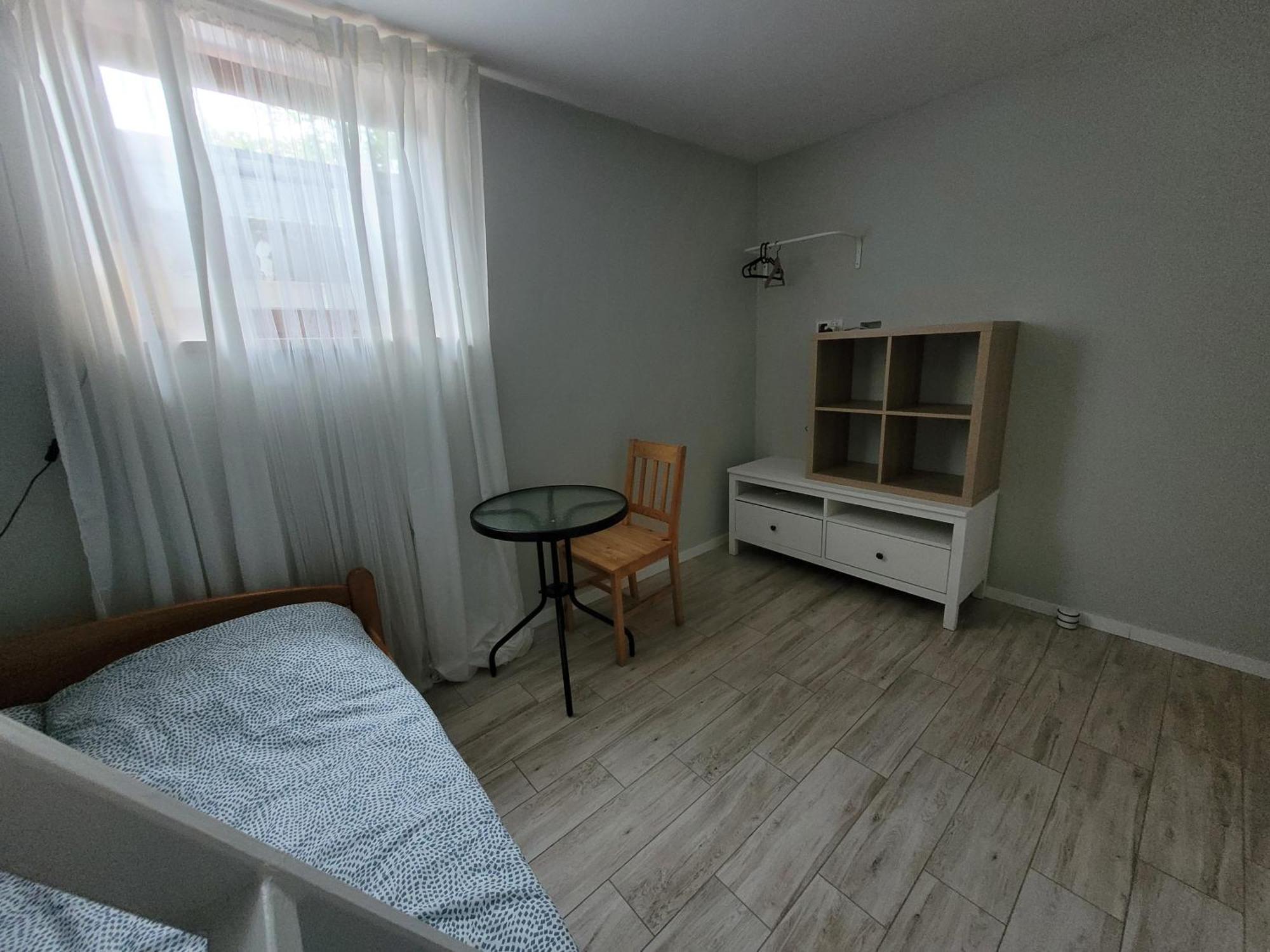 3rooms *