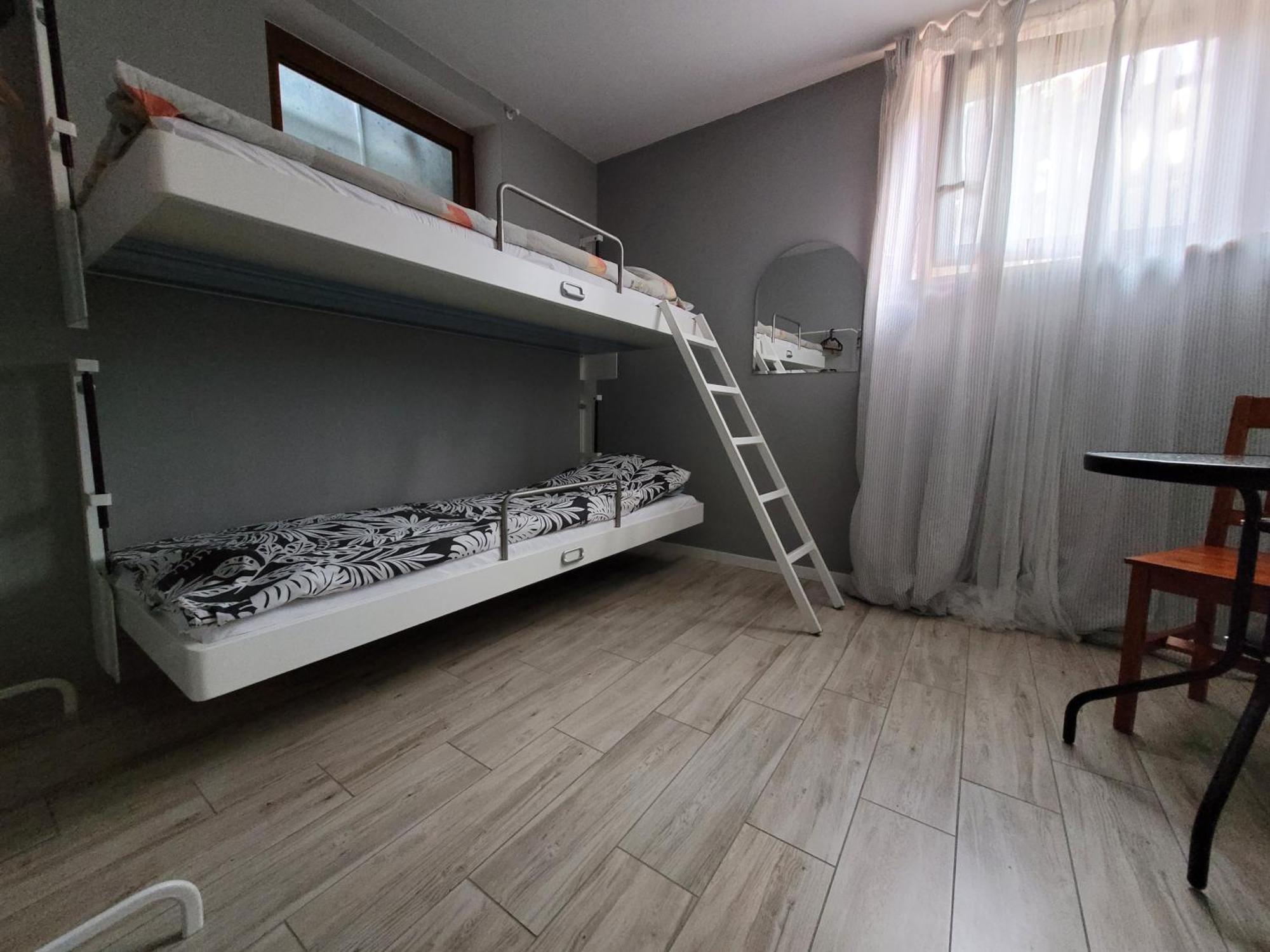 3rooms *